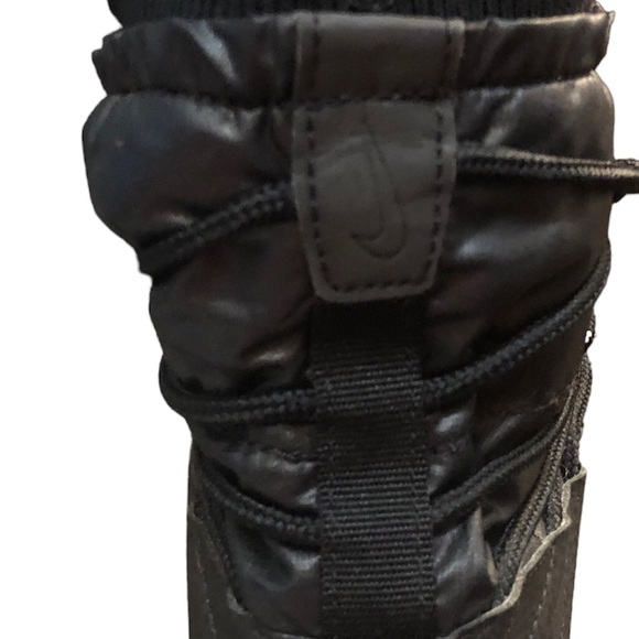 Womens Nike Roshe Two High Winter Sneakerboot - Picture 7 of 13